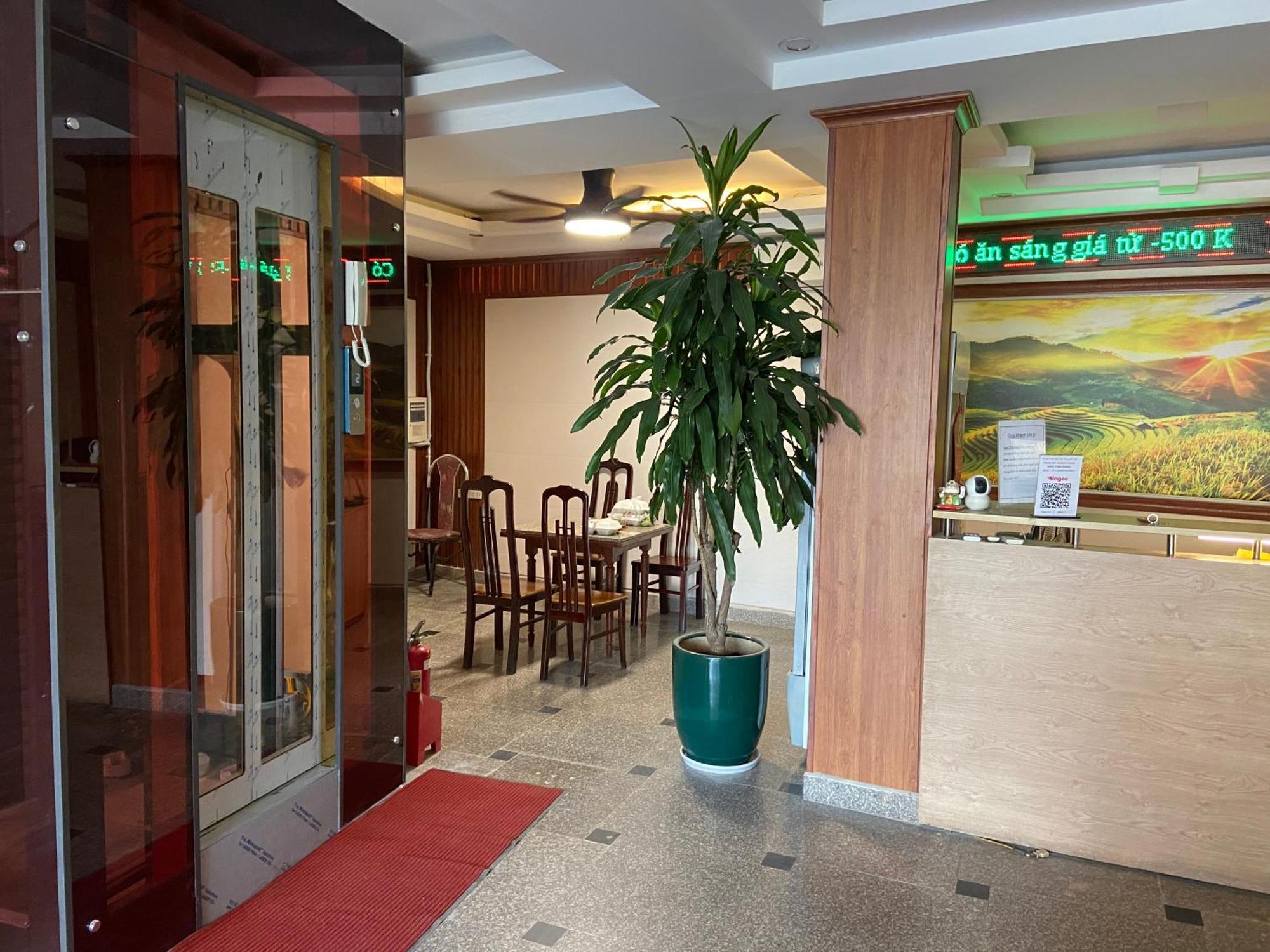Hong Ha Hotel Thach Loi Buitenkant foto